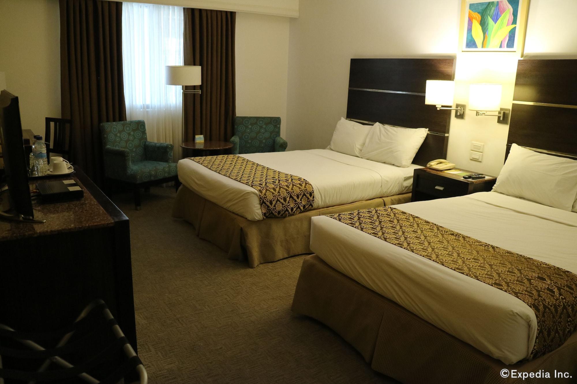 Days Hotel By Wyndham Iloilo Eksteriør billede